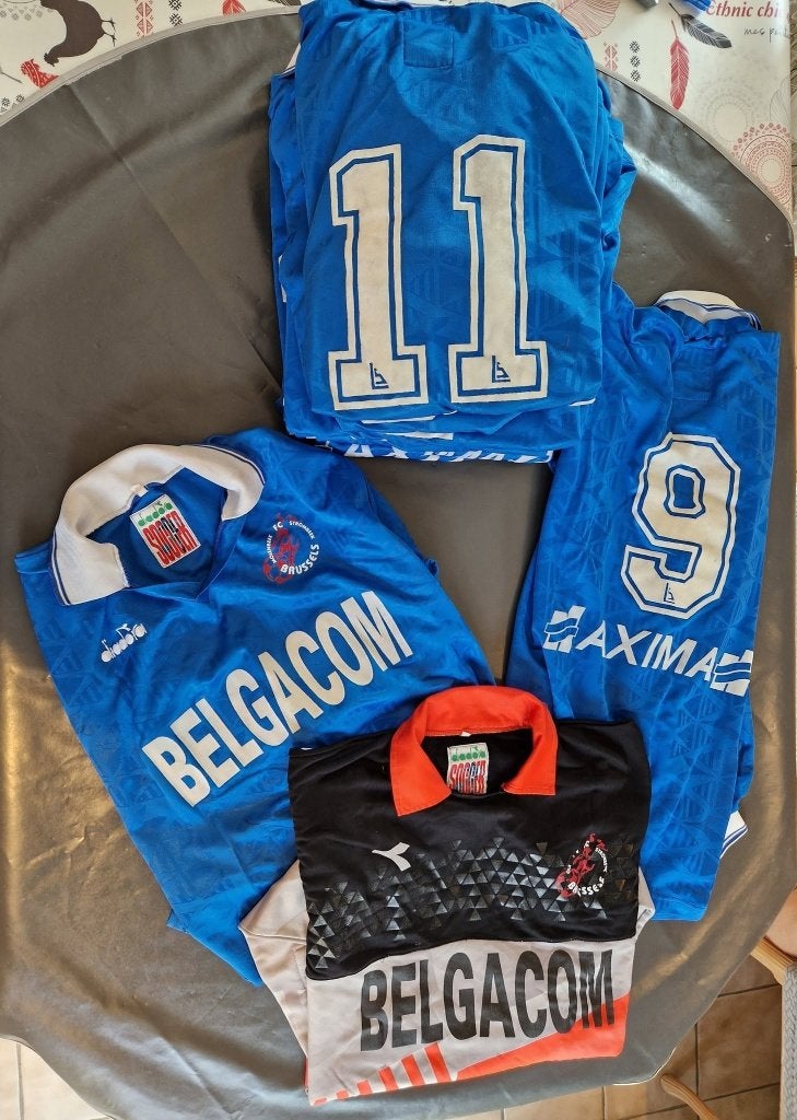 Lot7 RWDM RESTITUTIE ten voordele van de club, Verzamelen, Ophalen, Zo goed als nieuw, Shirt