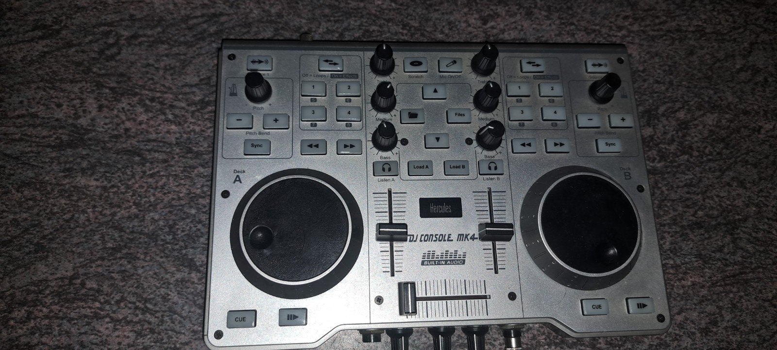 Dj console mx4....Hercules, Musique & Instruments, Enlèvement