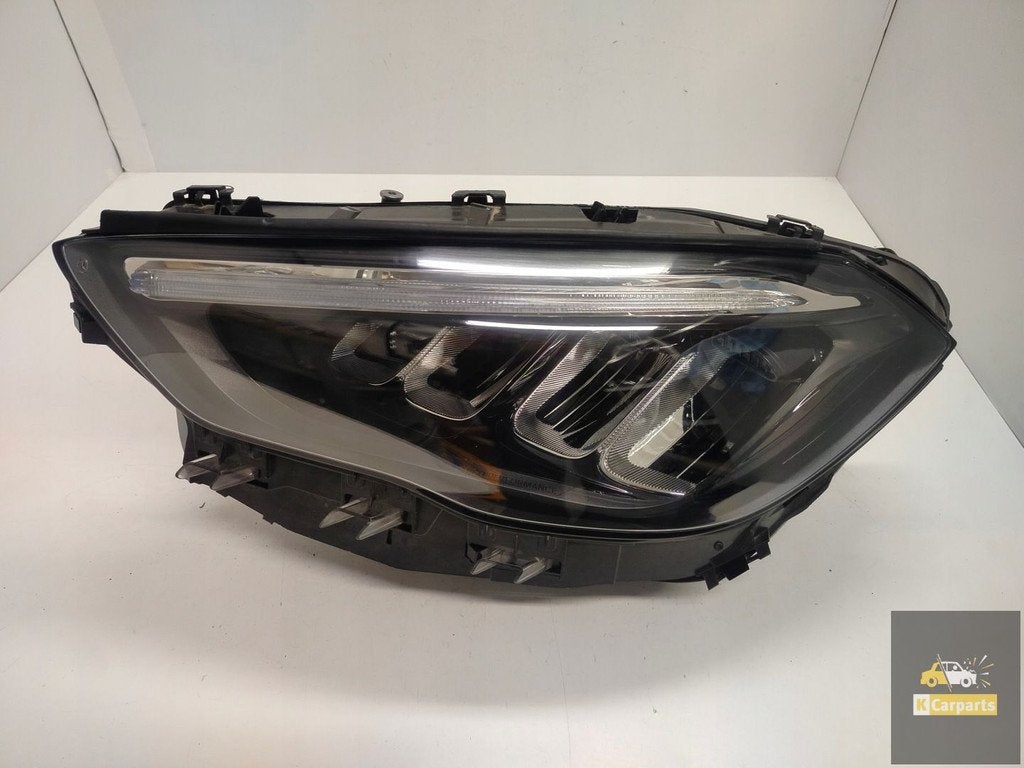 A2479066107, Mercedes GLA II W247 Clignotant de levage LED h, Mercedes-Benz AG, Mercedes-Benz, Utilisé, Mercedesstrasse 120
70372  Stuttgart, DE