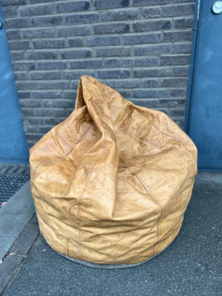 Bruine leren zitzak, Huis en Inrichting, Ophalen, Gebruikt, Bruin, Zitzak