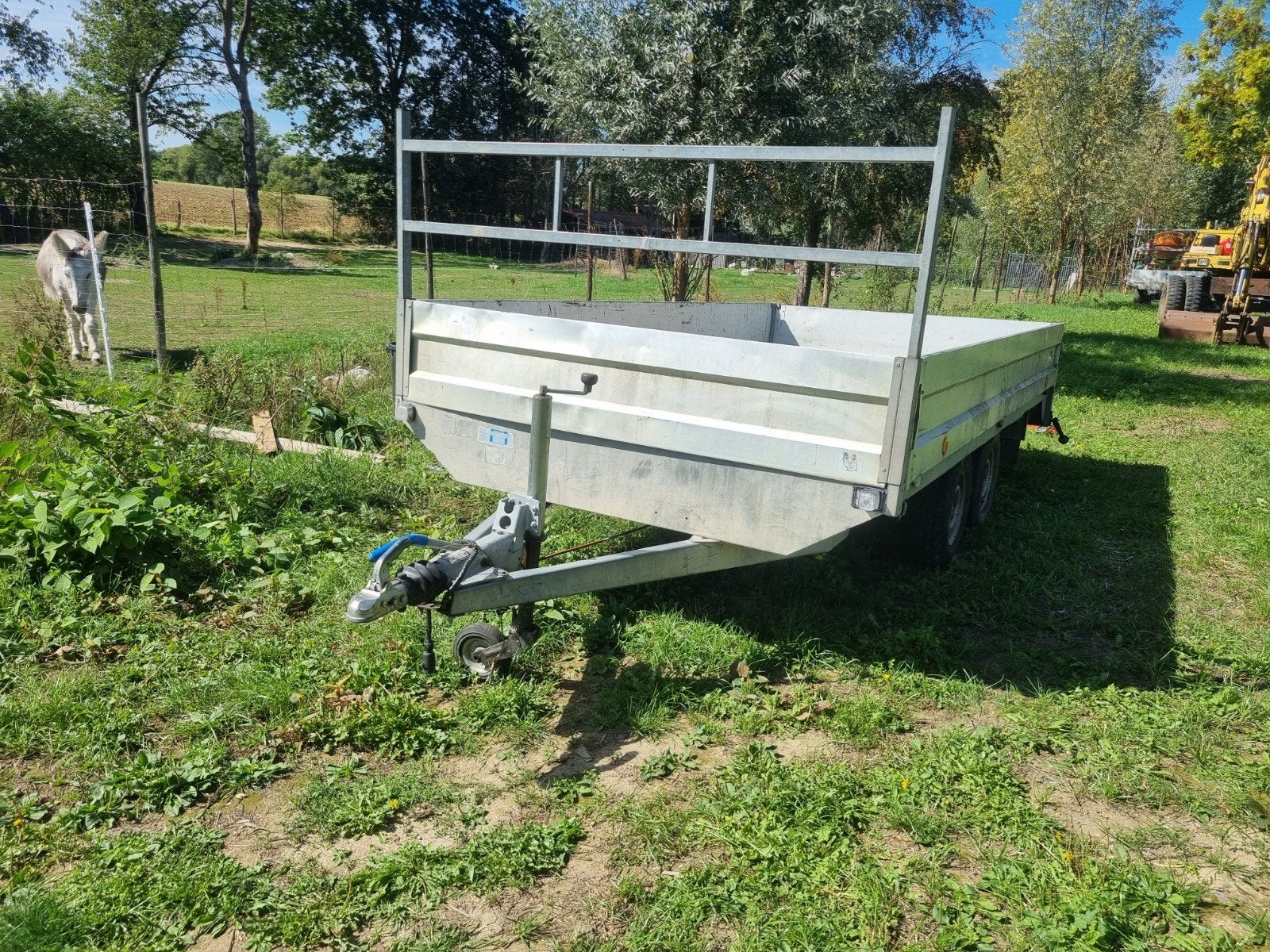 grote geremde dubbelas aanhangwagen, Ophalen