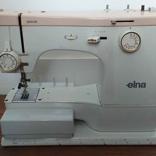 Machine à coudre Elna special, Enlèvement, Utilisé, Machine à coudre, Autres marques