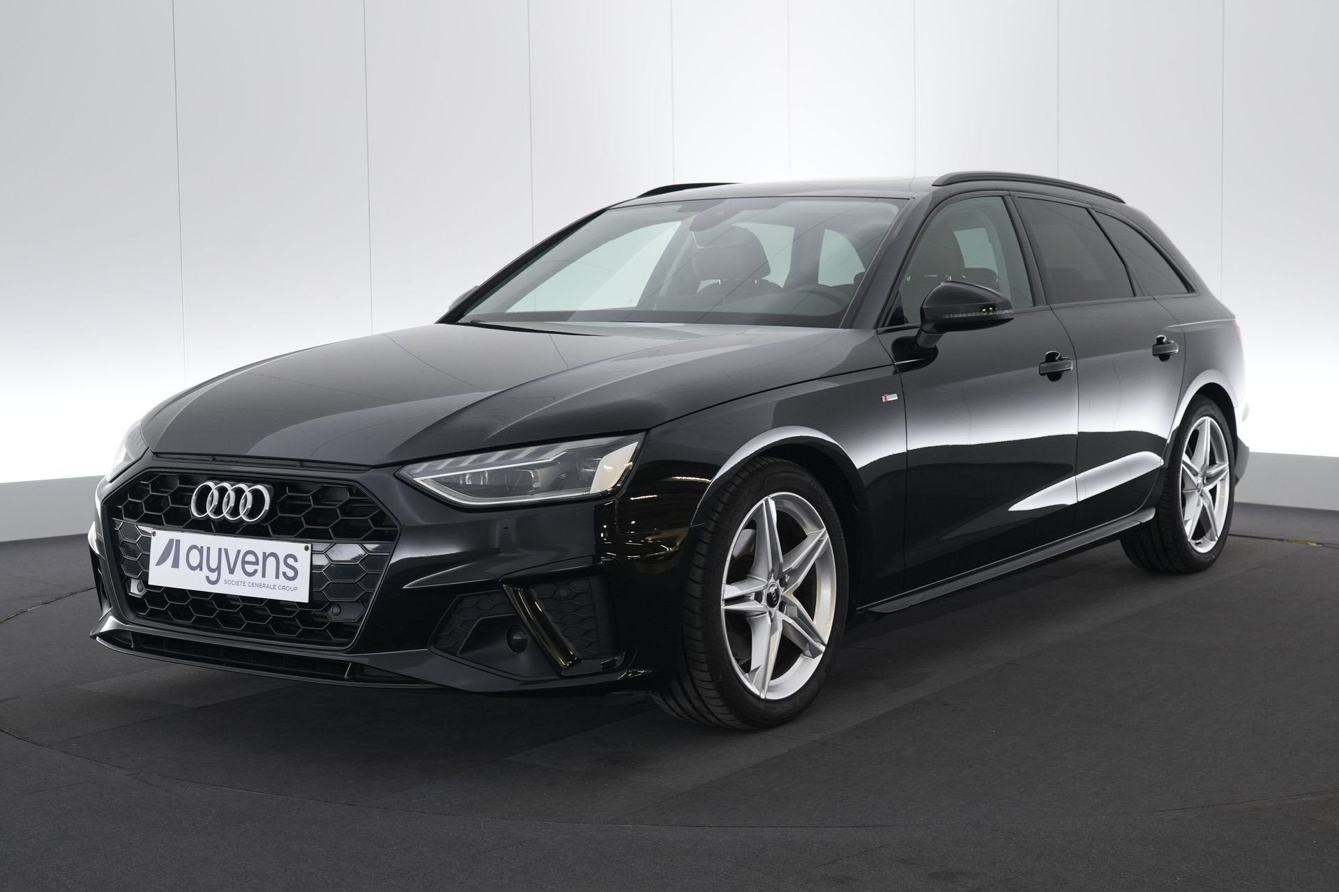 (2AMM304) AUDI A4 AVANT, Achat, Entreprise, 149 g/km, Carnet d'entretien