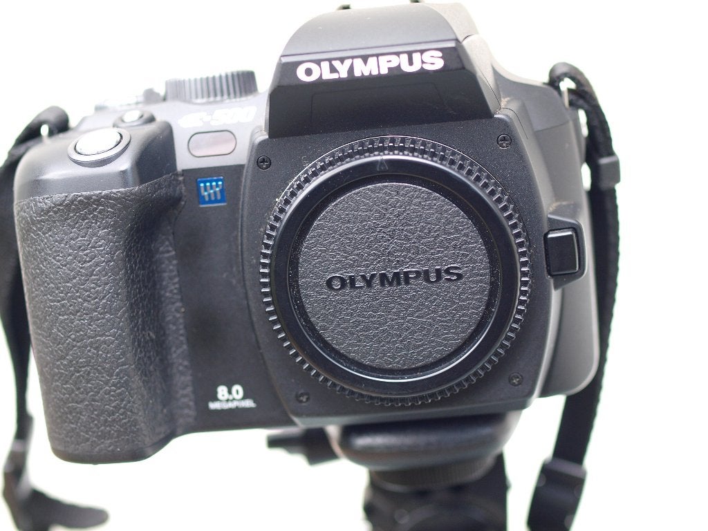 Olympus E-500 kit - 3.000 klikken + 2 zooms, Audio, Tv en Foto, Fotocamera's Digitaal, Gebruikt, Geheugenkaart, Overige typen