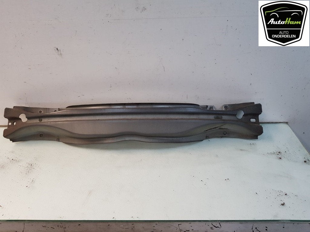 CADRE DE PARE CHOC ARRIÈRE Volvo V70 (BW) (|31217938|), Info@volvocars.com, Volvo Car Germany GmbH, Siegburger Straße 229
50679  Köln, DE