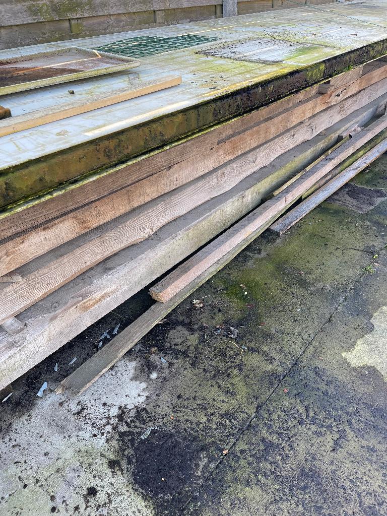 Houten balken, Doe-het-zelf en Bouw, Ophalen, Zo goed als nieuw