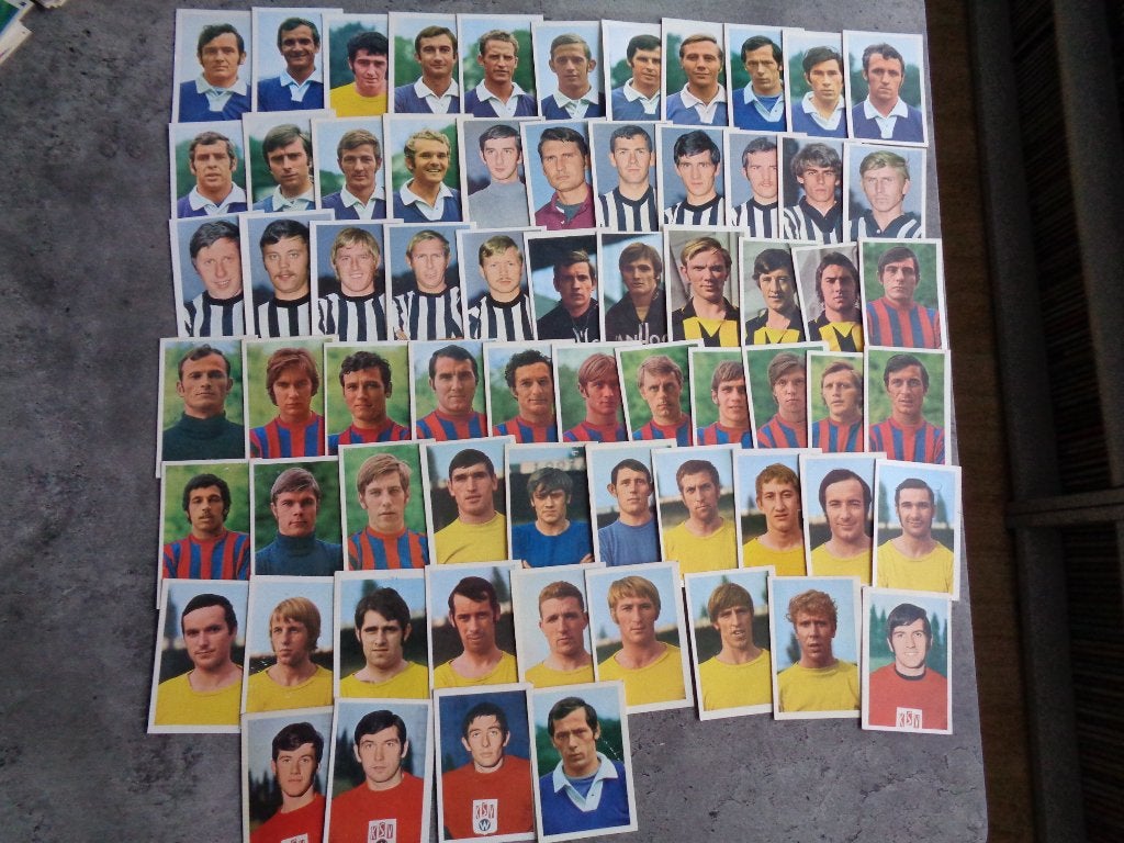 images de football anno 1970/1971 éd. Vanderhout 67x, Enlèvement ou Envoi