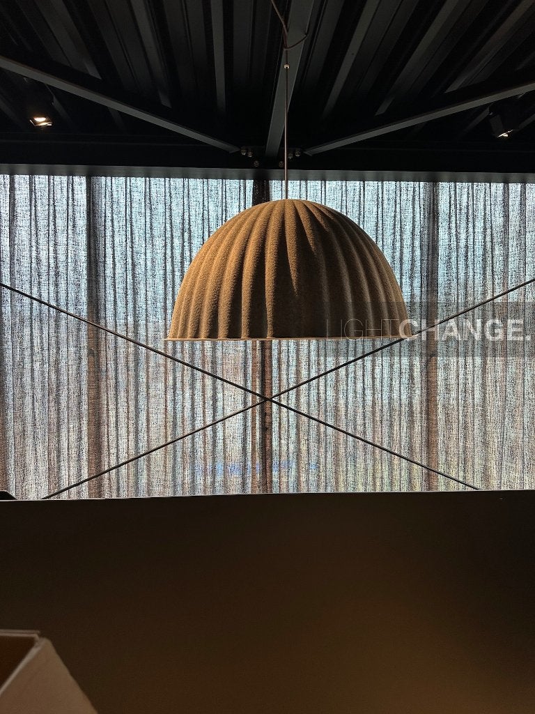 10x MUUTO UNDER THE BELL HANGLAMP groot 82 cm E27 led -75%, Maison & Meubles, Enlèvement, Comme neuf, Textile, High-end Lighting