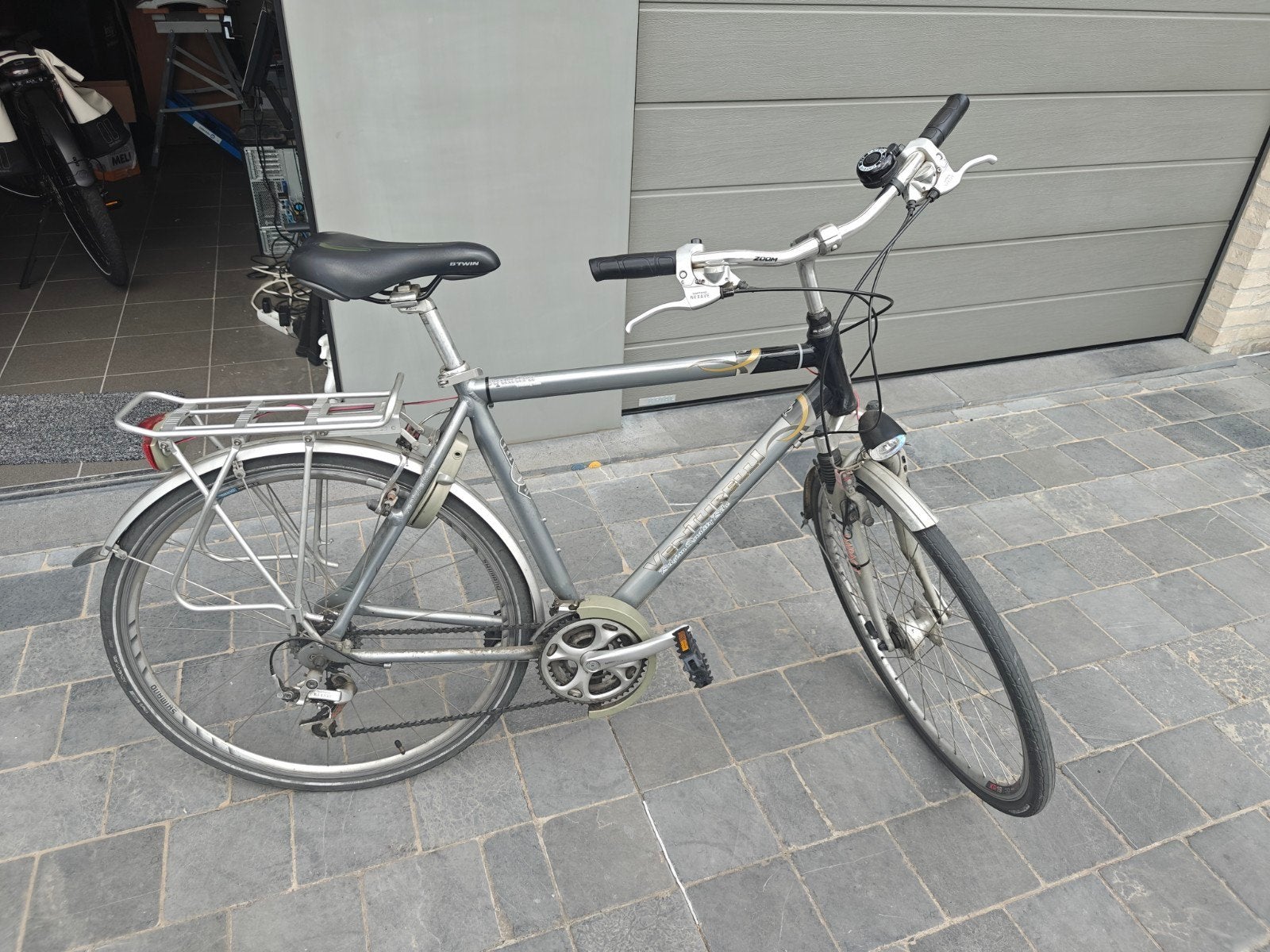 fiets heren Venturelli met vering, Vélos & Vélomoteurs, Vélos | Hommes | Vélos de sport & Vélo de randonnée, Autres marques, 10 à 15 vitesses