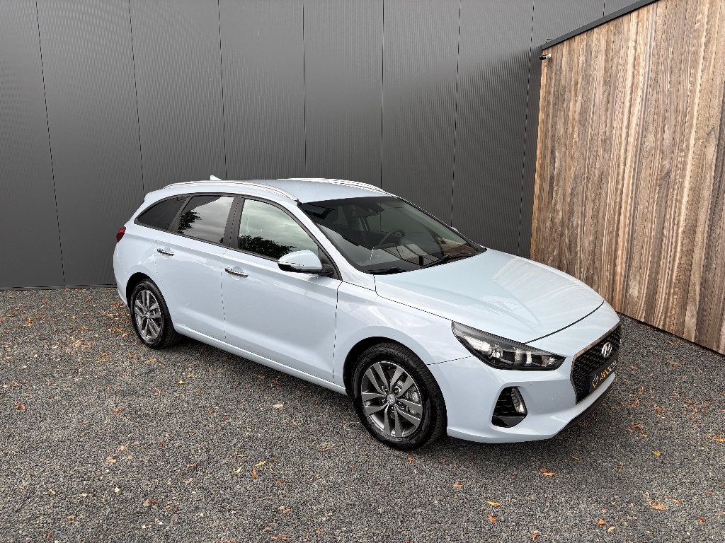 Hyundai i30, Autos, Argent ou Gris, Achat, 998 cm³, Euro 6