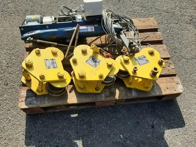 takels en rollers/lieren + div. cylinder / loopkatten, Ophalen, Gebruikt