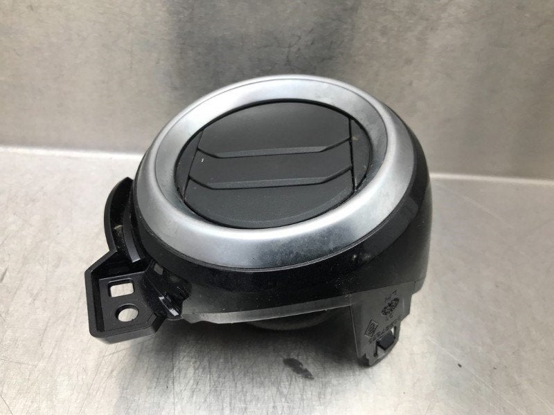 DIVERS Luchtrooster zijkant Nissan Micra (K14) (|00227375|), Utilisé, Nissan