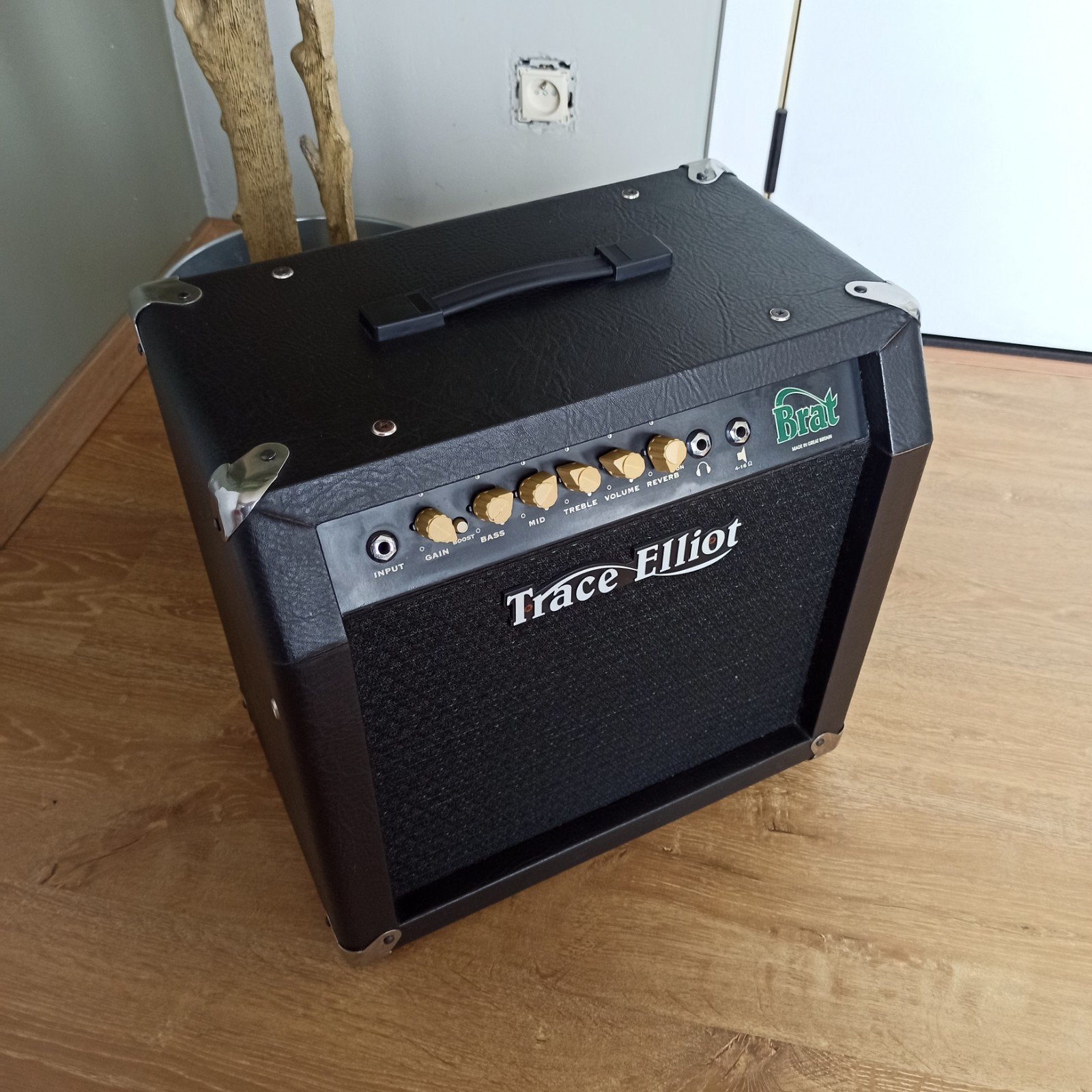 Trace Elliot Brat gitaarversterker met analoge reverb, Ophalen of Verzenden, Gebruikt, Gitaar, Minder dan 50 watt