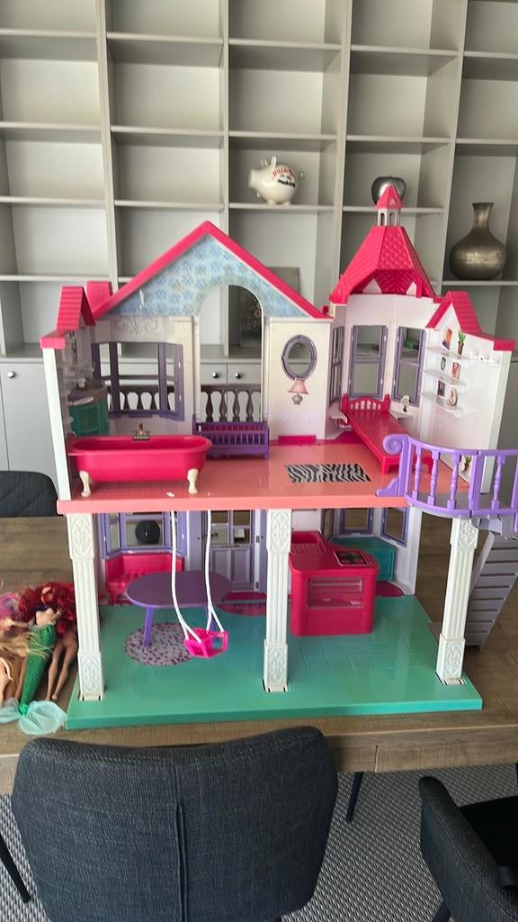 Poppenhuis merk Simba, Ophalen, Gebruikt, Poppenhuis