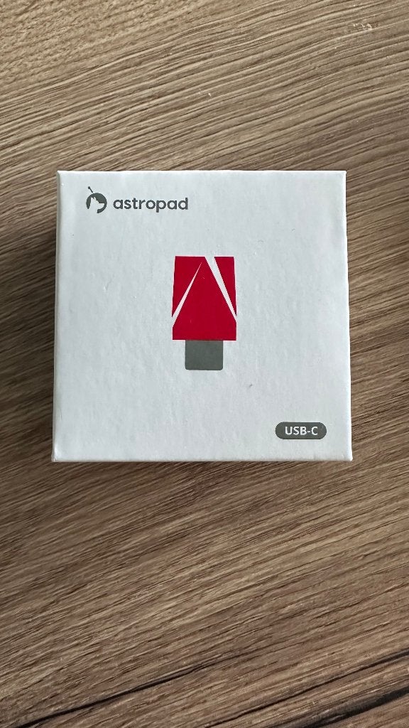 Luna Display Dongle + 1,5m usb-c-usb-a kabel -perfecte staat, Computers en Software, Ophalen of Verzenden, Zo goed als nieuw