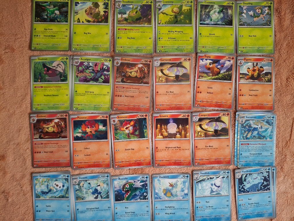 White Flare Pokémon kaarten te ruil., Hobby en Vrije tijd, Ophalen of Verzenden, Zo goed als nieuw, Meerdere kaarten, Foil