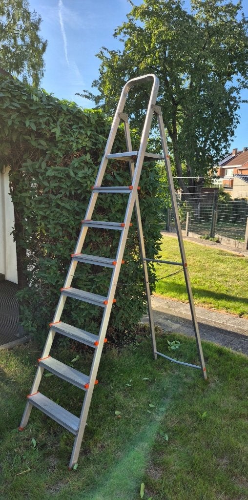 Escabeau en Aluminium – 8 Marches, Bricolage & Construction, Enlèvement, Utilisé
