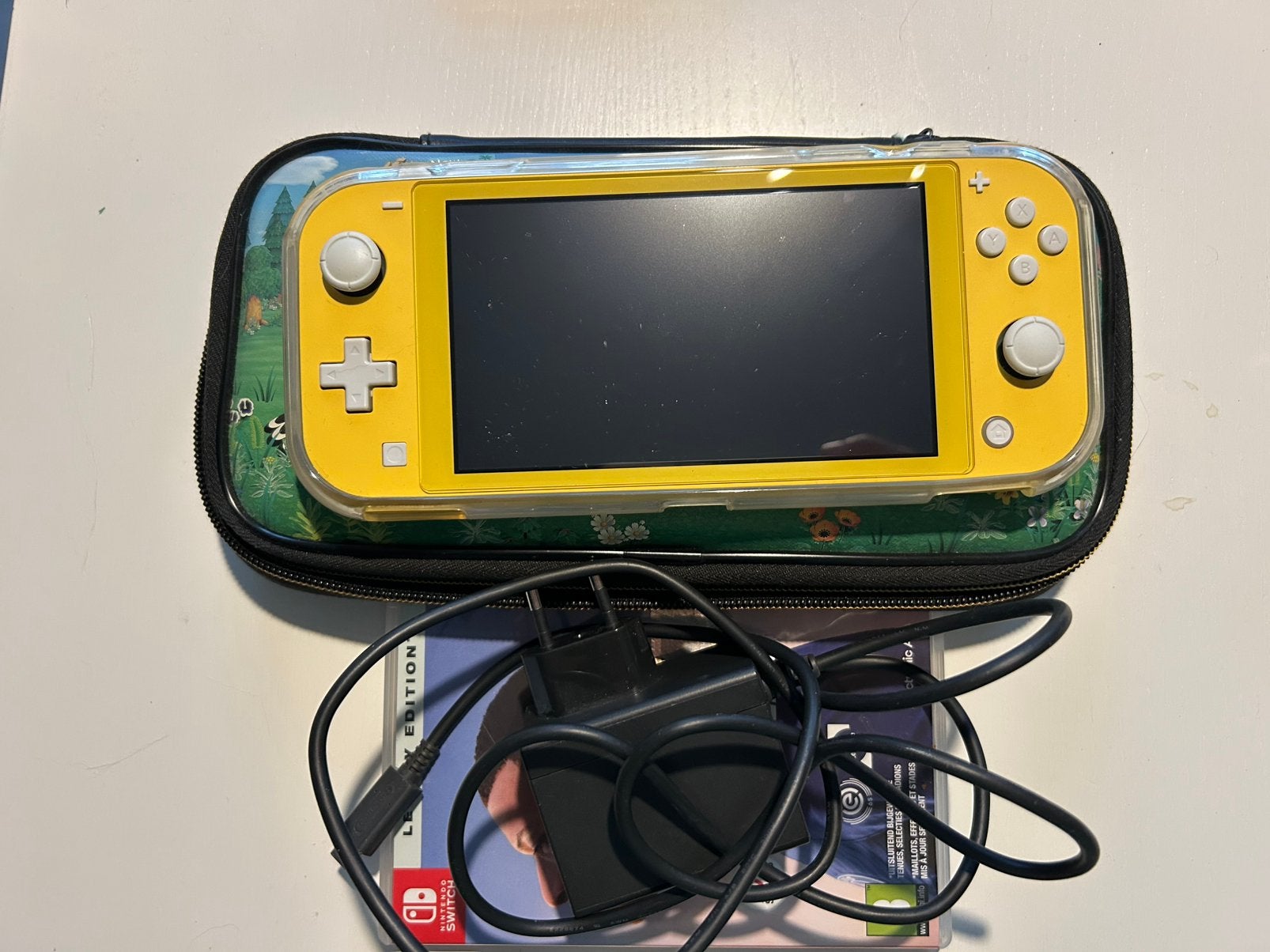 Nintendo switch lite incl game, Ophalen, Geel, Zo goed als nieuw