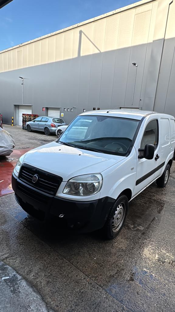 Fiat doblo voor export of onderdelen, Auto's, Euro 5, Diesel, Particulier, Te koop