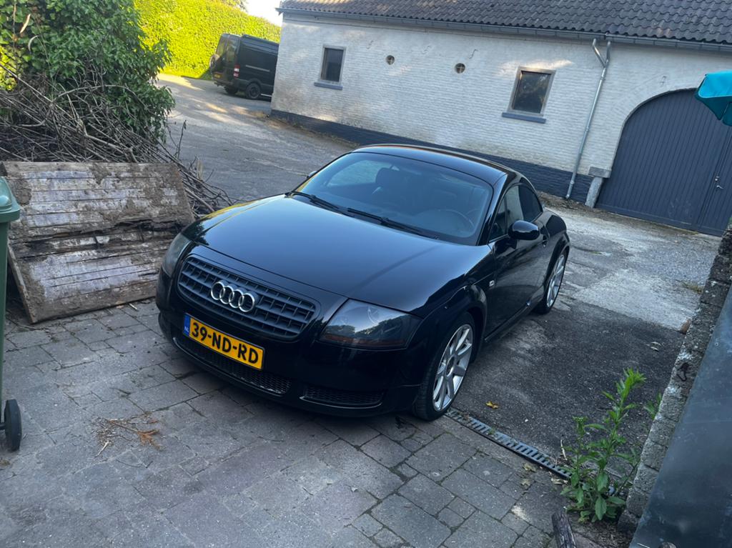 Audi tt 1.8 turbo zwart, Auto's, Audi, TT, Zwart, Trekhaak, Particulier