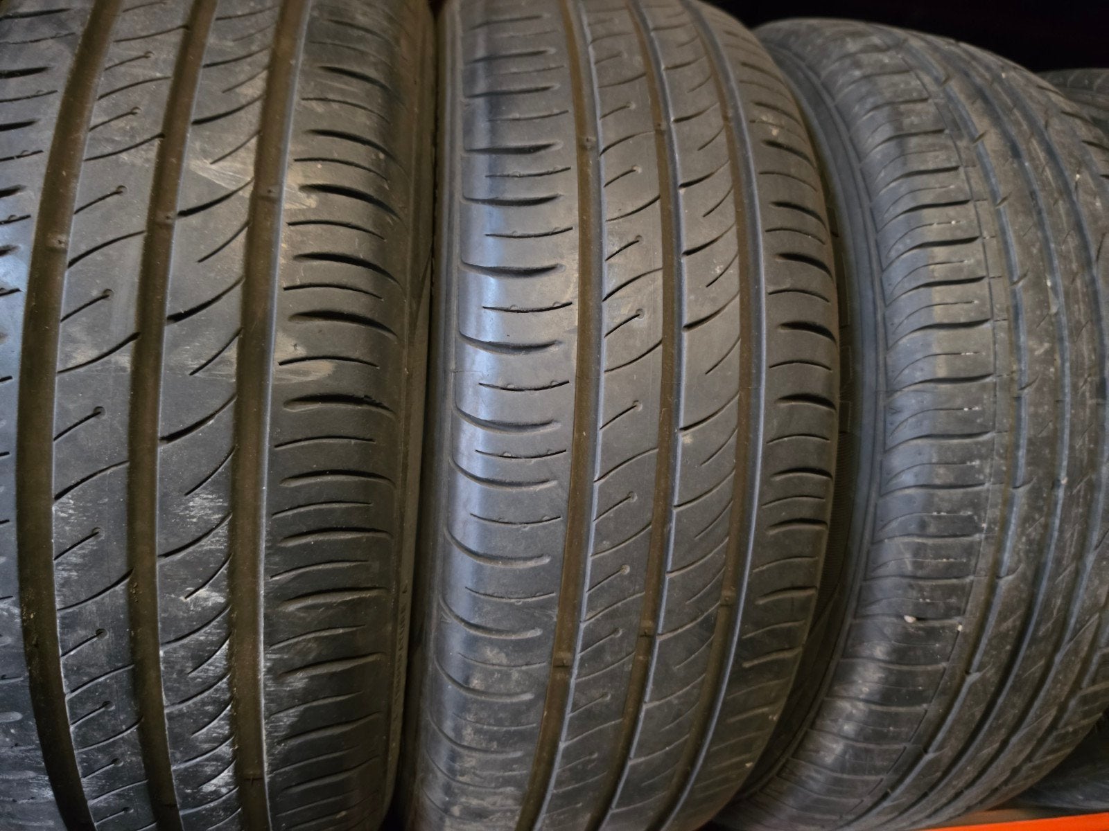 205/45r17 255/45r20 235/55r19 225/45r19 185/60r15 155/80r13, Enlèvement ou Envoi