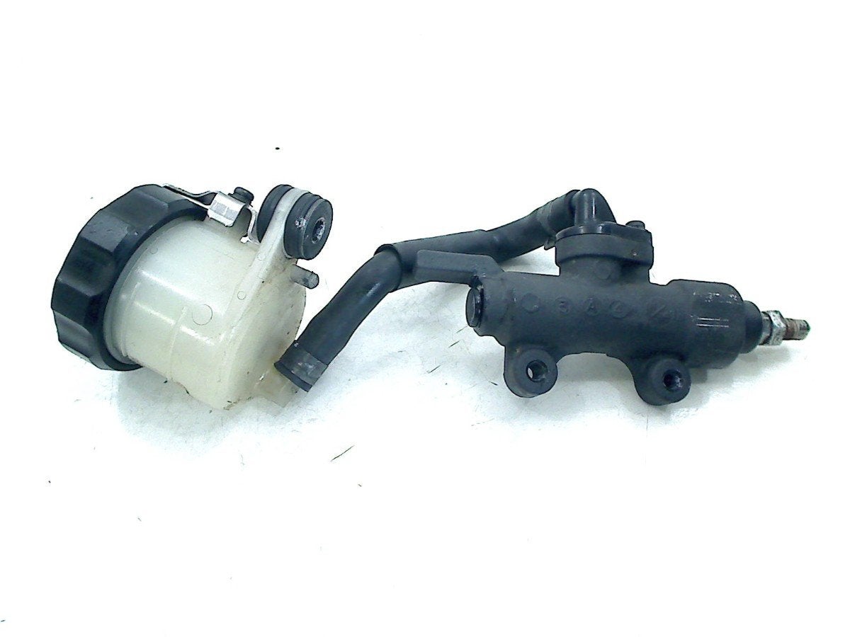 FREIN MAITRE CYLINDRE ARRIÈRE Honda, Dhr. S. di Majo, Utilisé, Info@cama-motorparts.nl, P.J. Troelstraweg 8 8
3144 CX  MAASSLUIS, NL