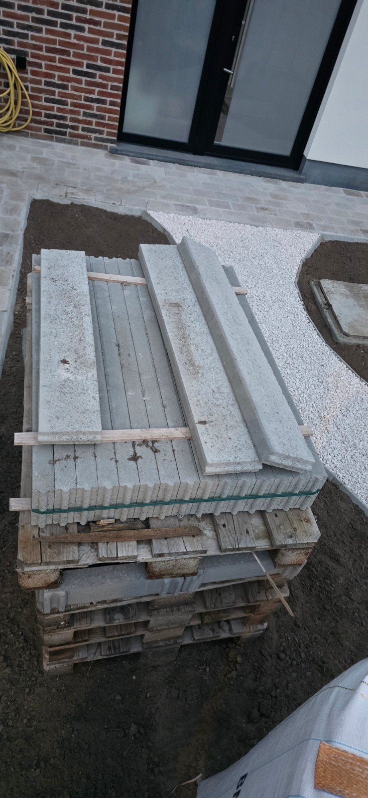 17x boordstenen 100x5x15, Doe-het-zelf en Bouw, Ophalen, Nieuw, Grijs