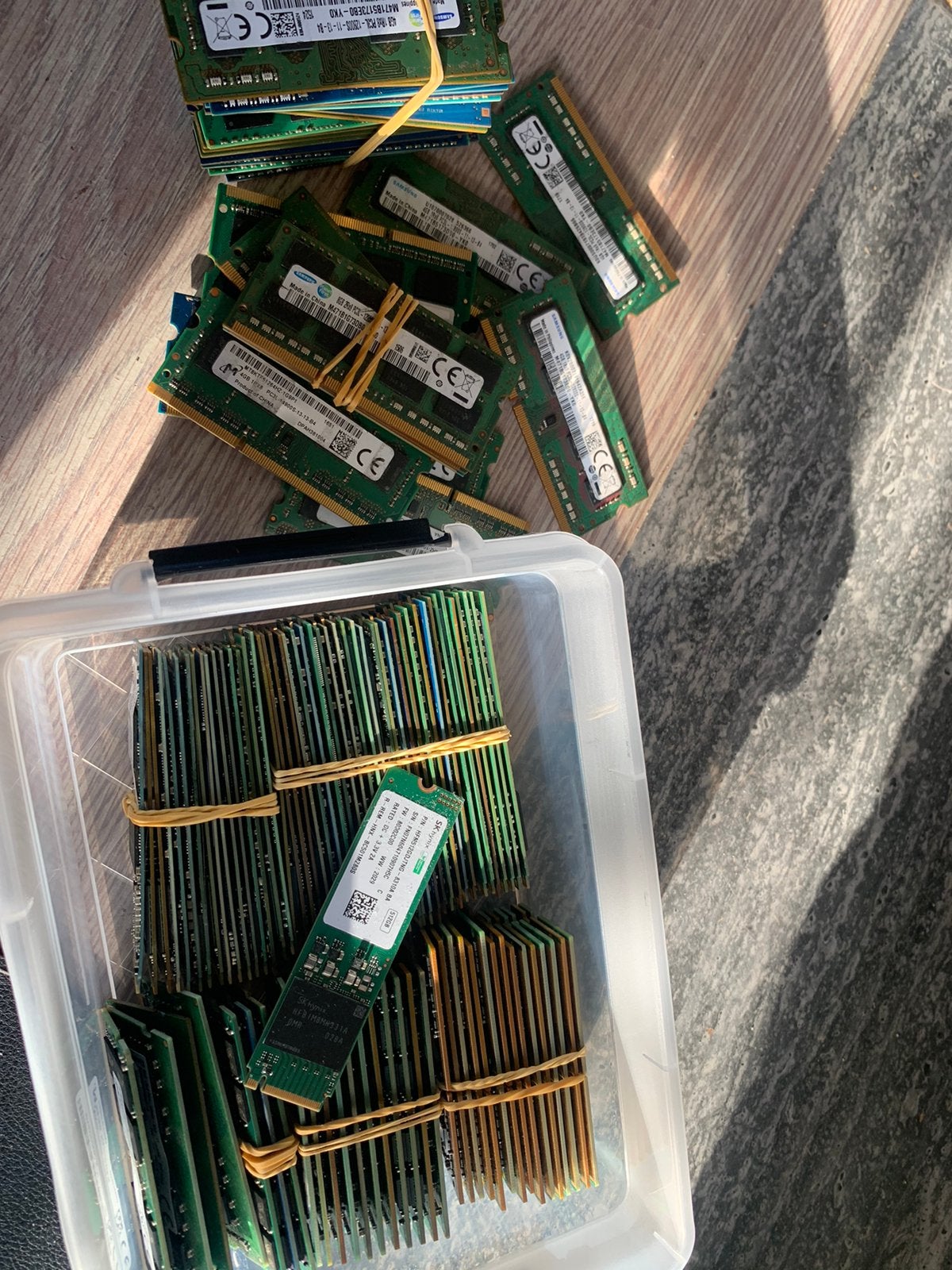 Lot de ram ddr4 et ssd, Computers en Software, Ophalen of Verzenden, Zo goed als nieuw, DDR4