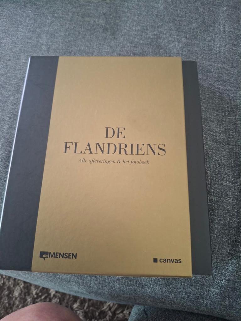 Boek + 2 dvds de flandriens   alle afleveringen & het fotobo, Enlèvement ou Envoi