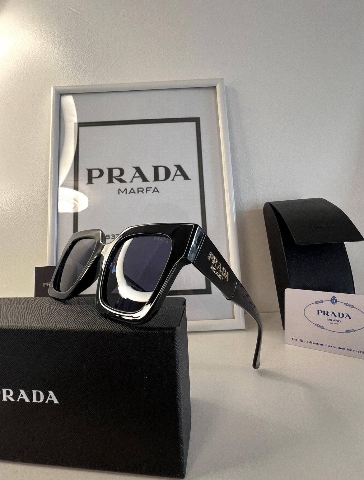 lunettes de soleil prada femme, Enlèvement ou Envoi, Comme neuf, Lunettes
