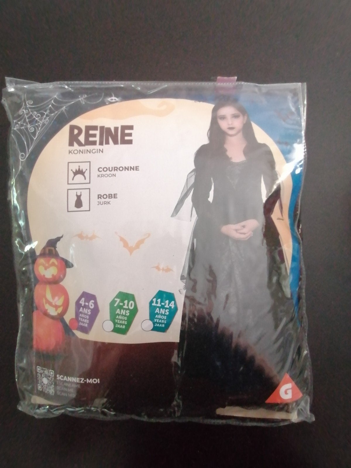 Robe, reine, Halloween, Enlèvement