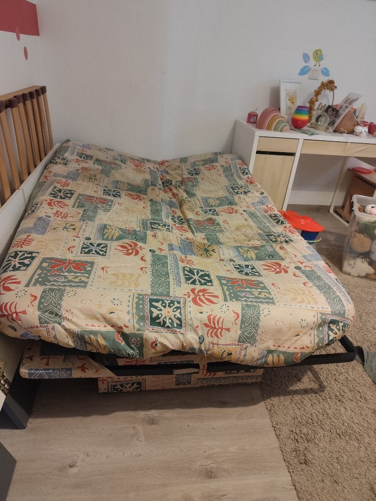 Slaapbank / zetelbed 2m op 1m80, Ophalen, Gebruikt, Meerkleurig, Tweepersoons
