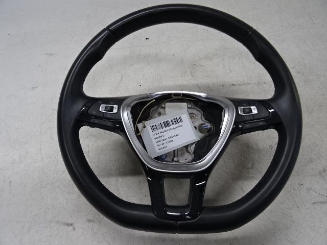 VOLANT DIRECTION Volkswagen Passat (3G2) (01-2014/-), Utilisé, Volkswagen