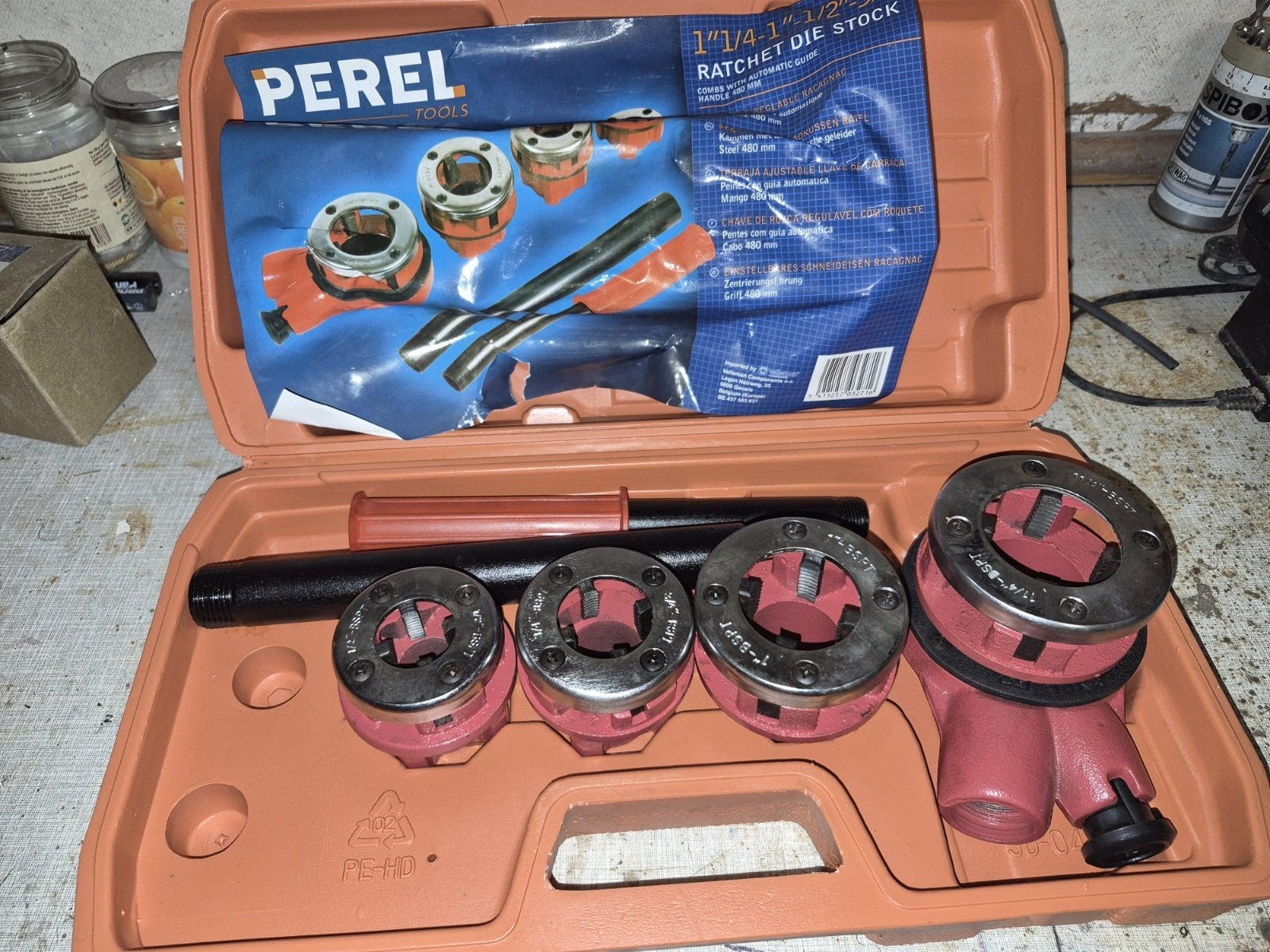 Coffret de filières Perel NEUVES, Enlèvement