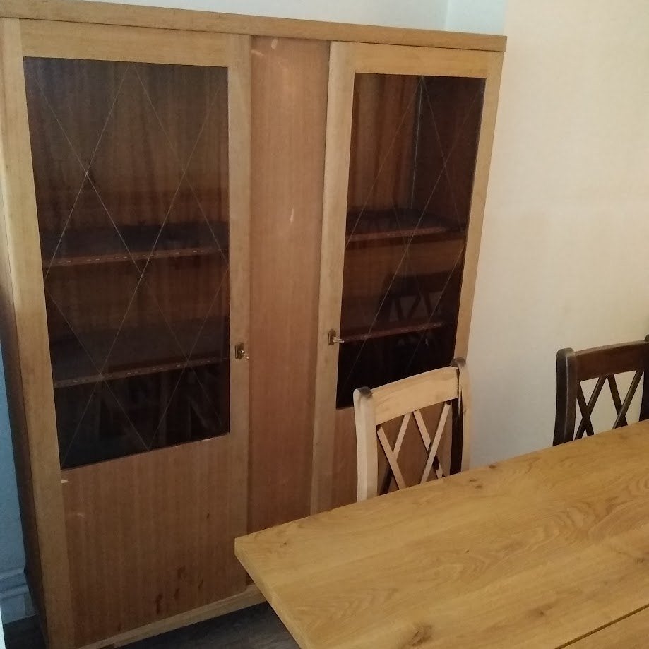 Armoire  Living (Portes Vitrées & 2 Tablettes ajustables), Maison & Meubles, Avec porte(s), 25 à 50 cm, Moins de 150 cm, Utilisé