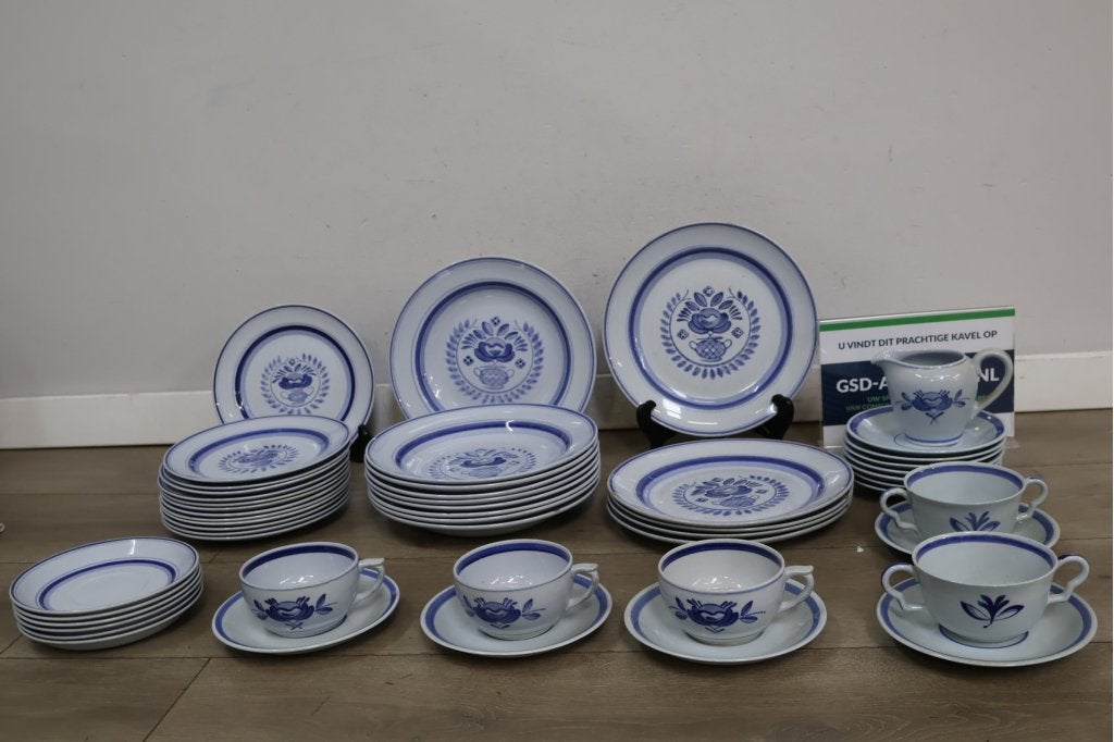 Blauw-wit servies van Arabia Finland, Huis en Inrichting, Keuken | Servies