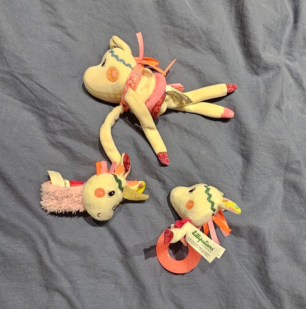 Ensemble Louise la Licorne Lilliputiens, Enlèvement ou Envoi, Comme neuf, Hochet