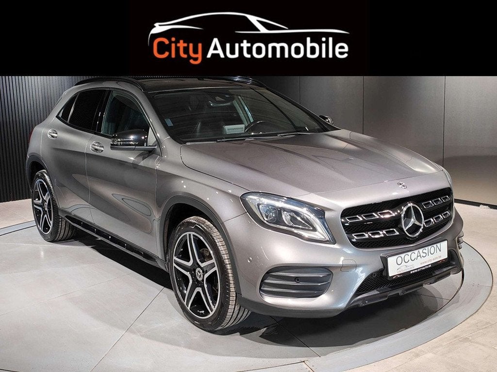 Mercedes-Benz GLA 200 GLA200 7G-DCT PACK AMG GPS TOIT OUVRAN, Autos, Argent ou Gris, Euro 6, 156 ch, Noir