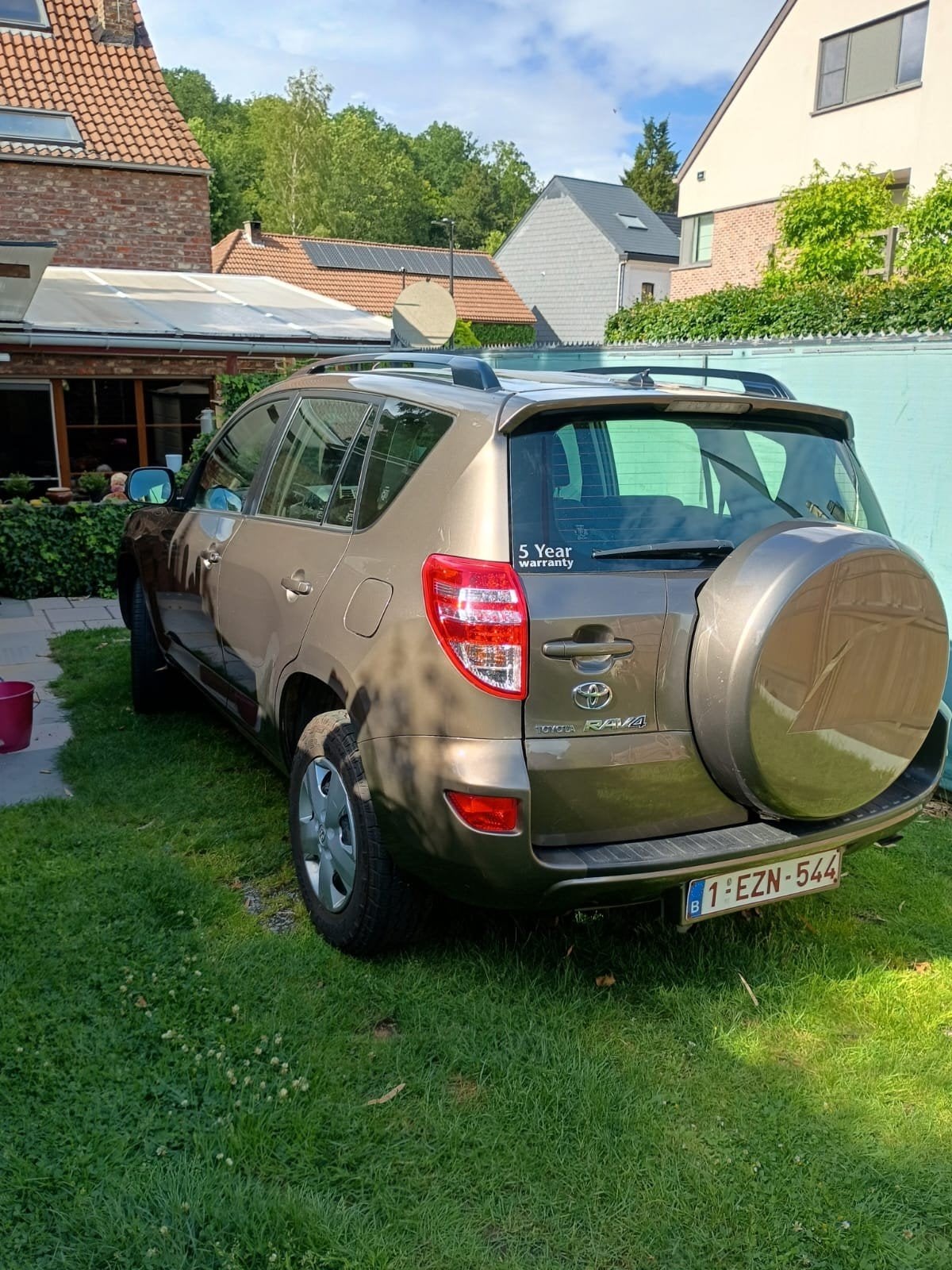 toyota rav4 4 roues motrices 2.2 diesel, Euro 5, Achat, Noir, 5 portes