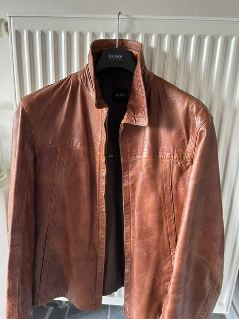 Leder vest Hugo Boss, Ophalen, Maat 52/54 (L), Bruin, Zo goed als nieuw