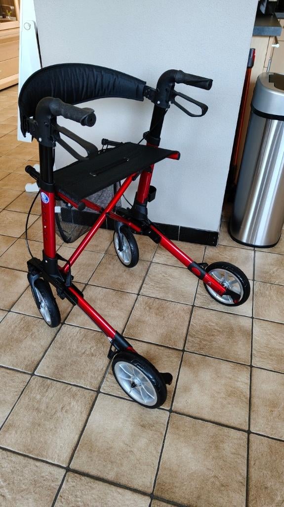 rollator als nieuw, Ophalen, Lichtgewicht, Zo goed als nieuw