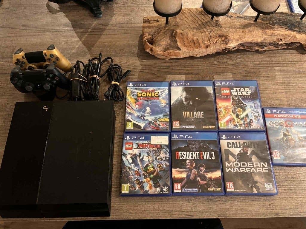 PS4 + 2 controlers + games, Games en Spelcomputers, Met 2 controllers, Ophalen of Verzenden, Original, 500 GB