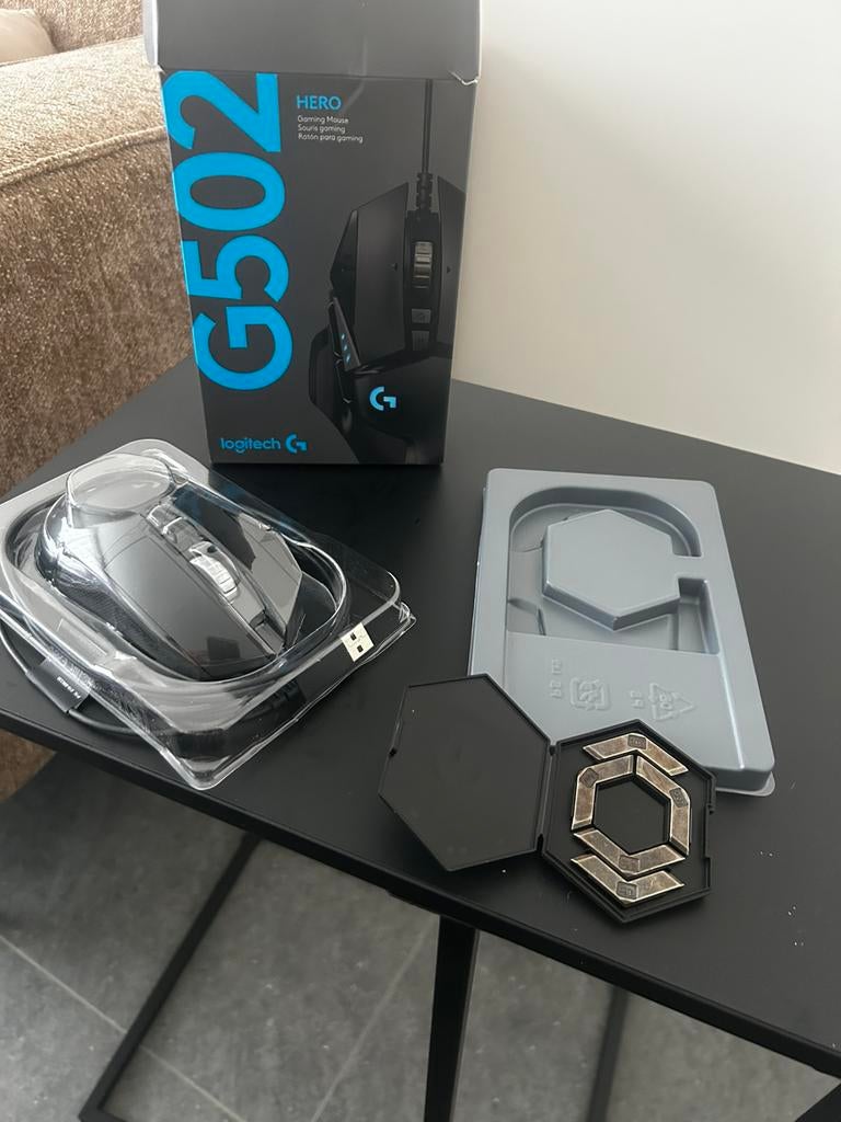 Logitech G502 Hero – Nieuw (nooit gebruikt), Informatique & Logiciels, Enlèvement, Comme neuf