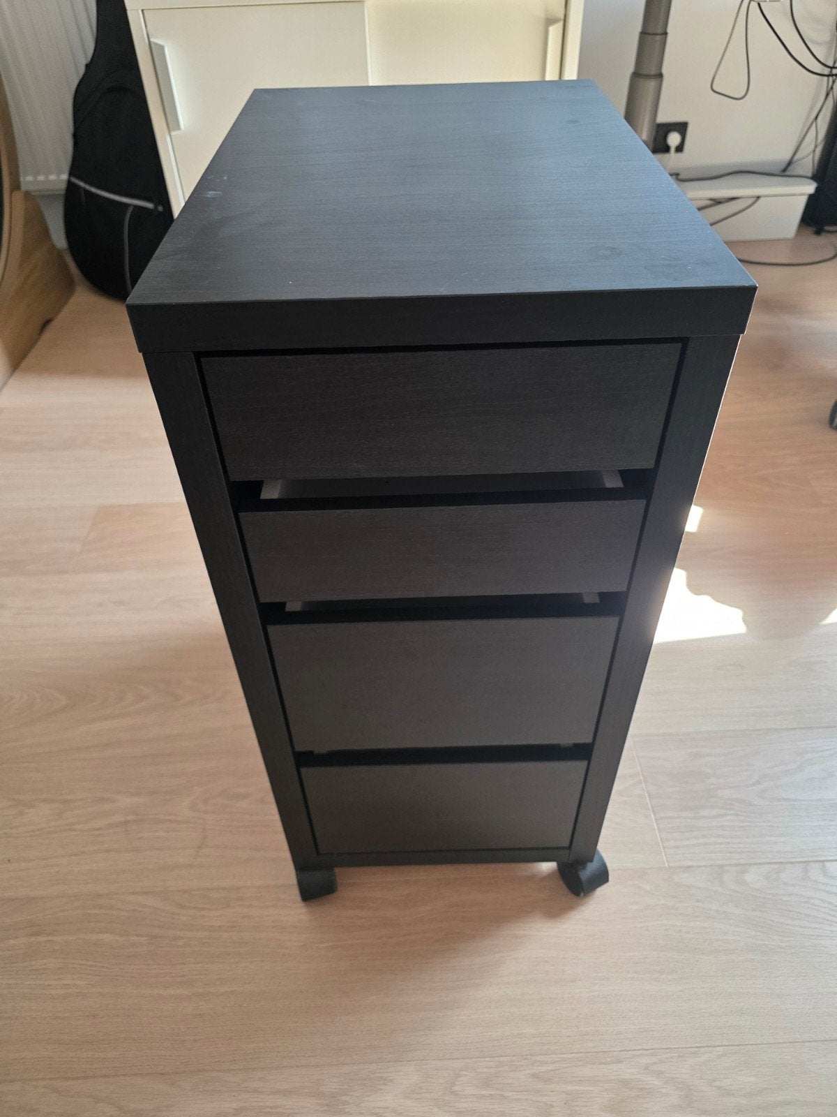 IKEA MICKE ladeblok op wieltjes, Huis en Inrichting, Kasten | Ladekasten, Ophalen, Gebruikt