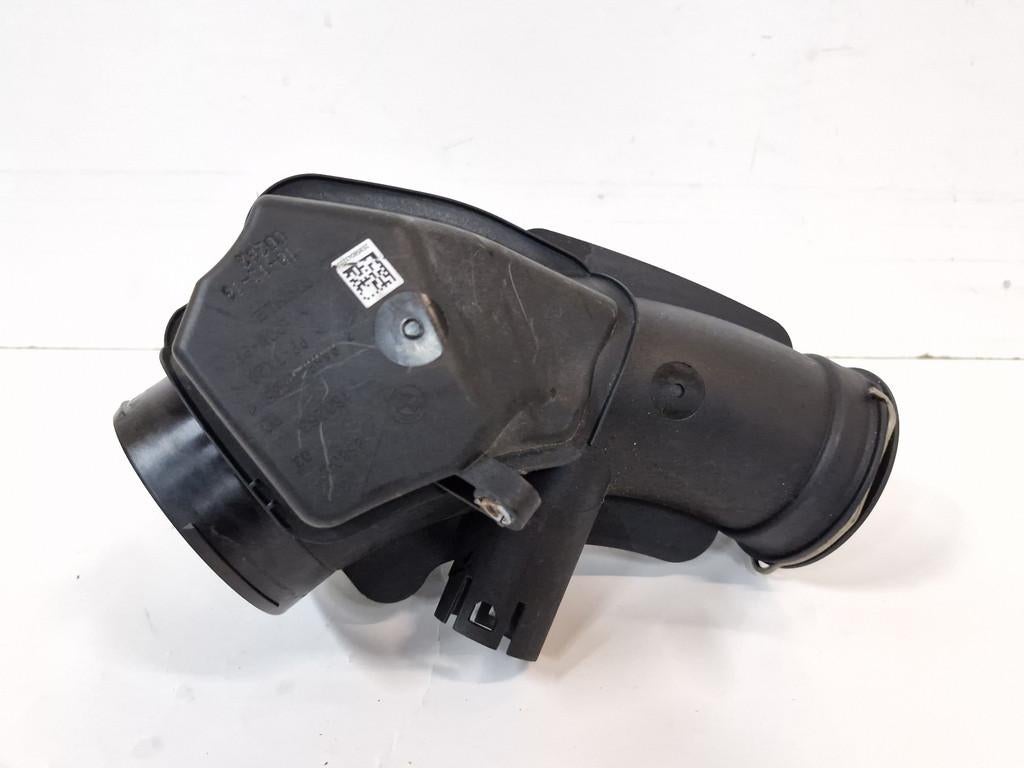 PRISE D'AIR PIJP G22 G26 G42 3 serie (G20) (13718580432), Utilisé, BMW, Petuelring 130
80809  München, DE, Bayerische Motoren Werke AG