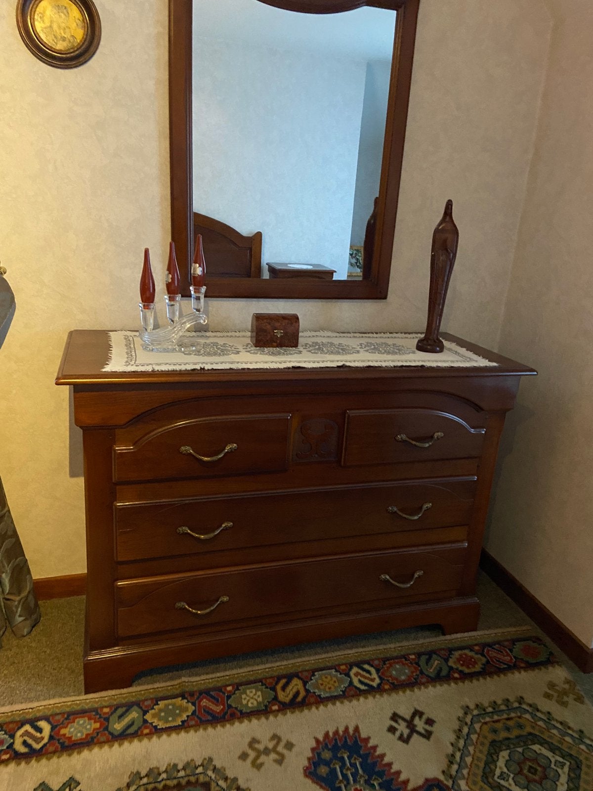 Chambre dans un cerisier massif, Enlèvement, Comme neuf