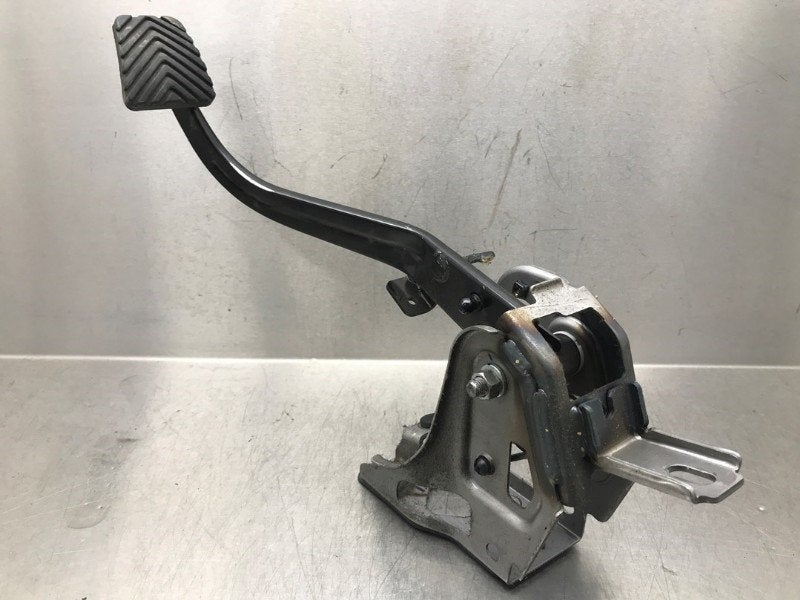 KOPPELINGSPEDAAL ABS Kia Rio IV (YB) (01-2017/04-2023), Gebruikt, Kia