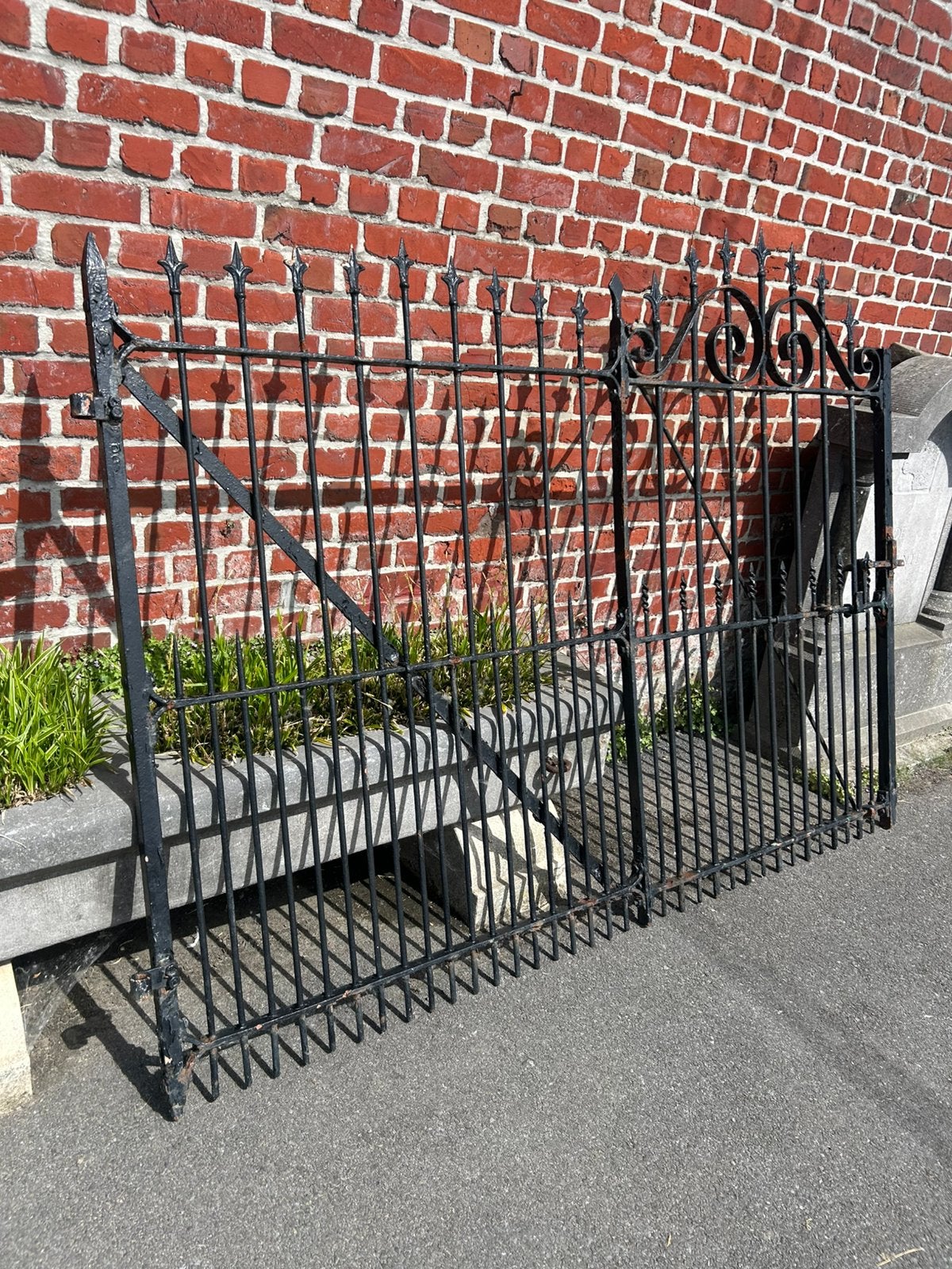 Mooi antiek vol smeedijzeren hekken poort 2m50, Tuin en Terras, Ophalen, Gebruikt, IJzer, Tuinhek