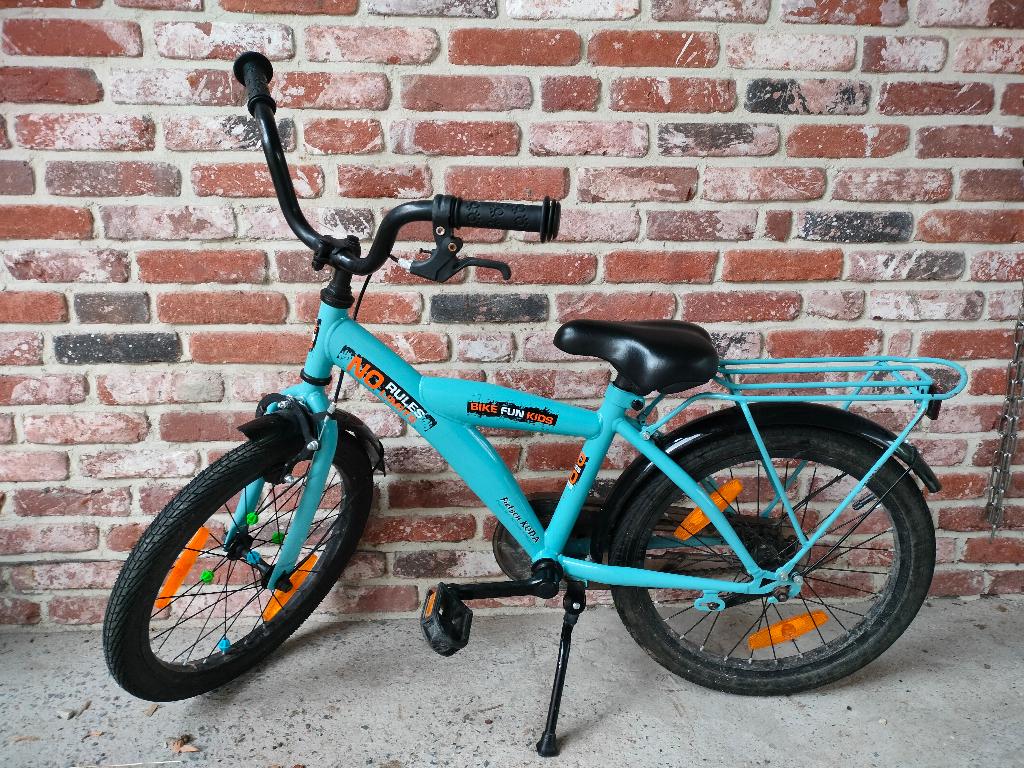 Kinderfiets 18 inch BikeFun No Rules, Ophalen, Terugtraprem, Zo goed als nieuw, BikeFun Kids (BFK)
