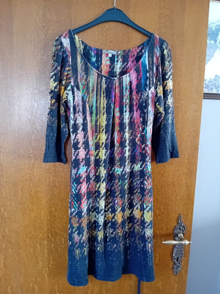 Kleding, Kleding | Dames, Maat 38/40 (M), Meerkleurig, Zo goed als nieuw, Knielengte